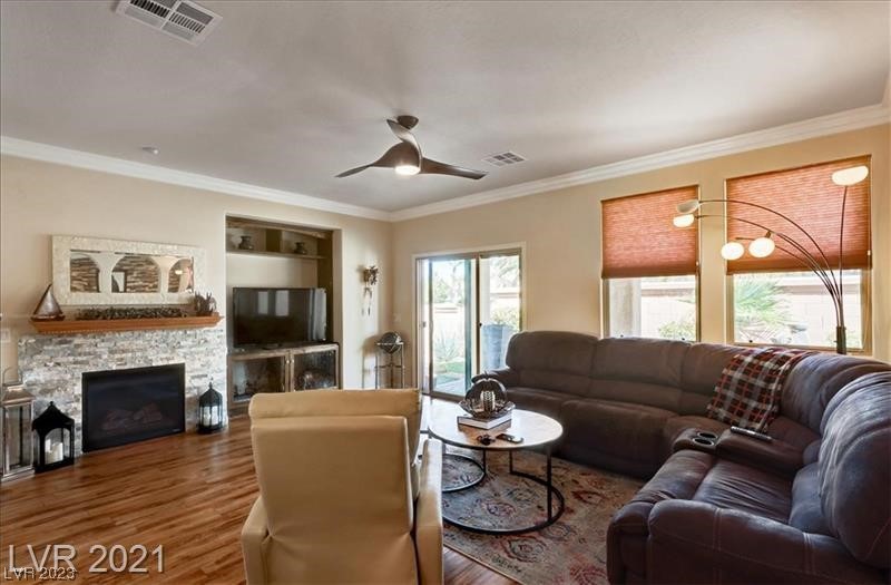 424 White Heart Road Las Vegas, NV 89148 - Photo 5 of 15 Gallery Image 5