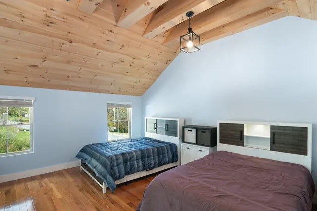 $529,999 | 636 Tunnel Street, Readsboro, VT 05350