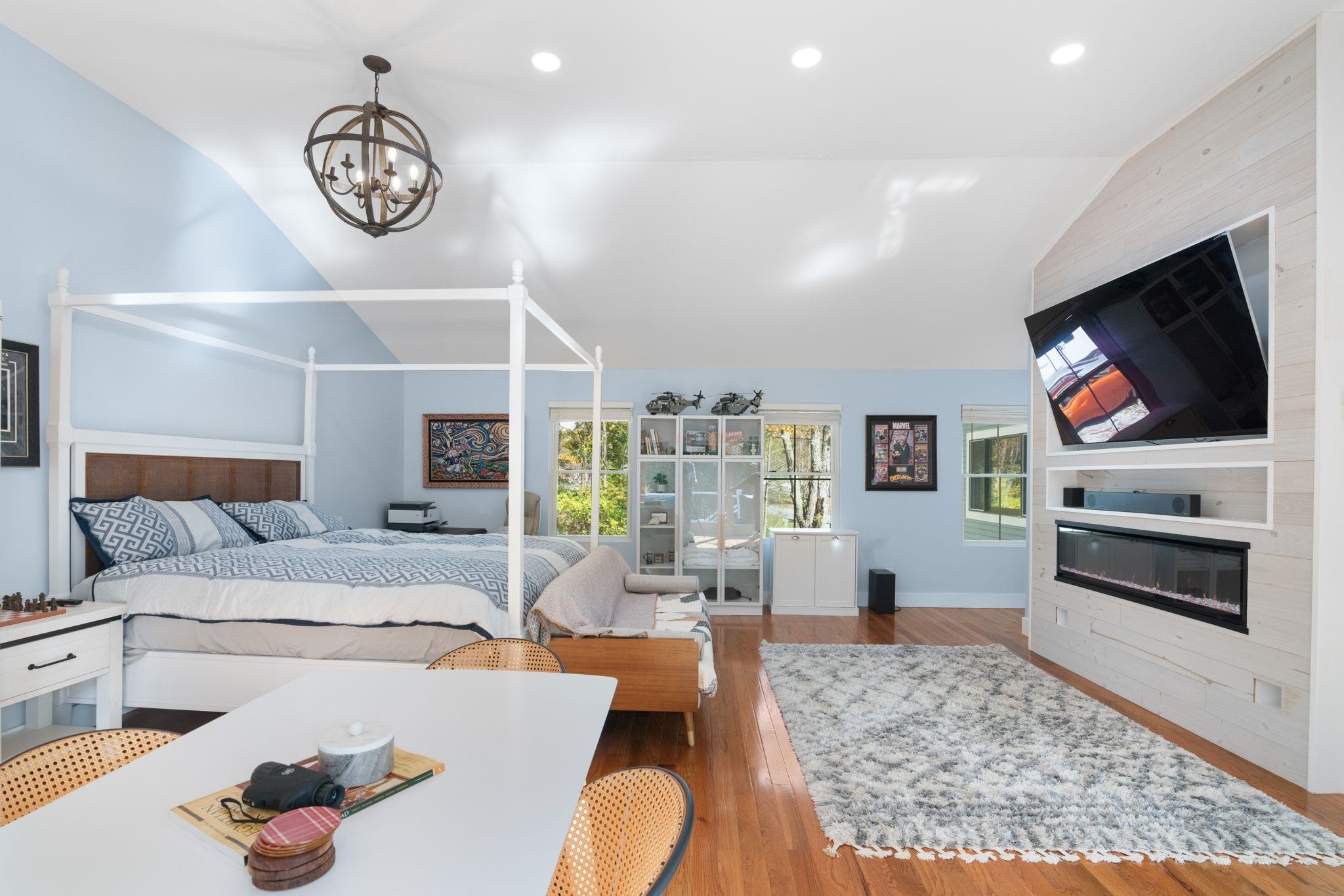 636 Tunnel Street Readsboro, VT 05350 - Photo 20 of 37