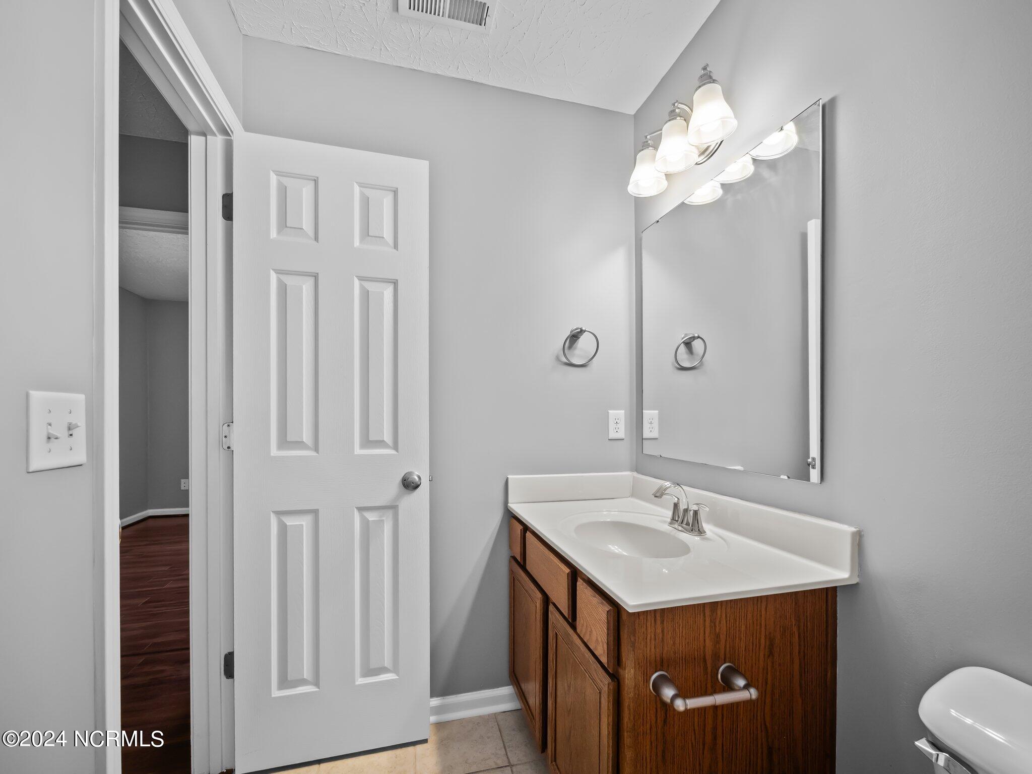 403 Tree Court Holly Ridge, NC 28445 - Photo 31 of 38 42-web-or-mls-M1B14319
