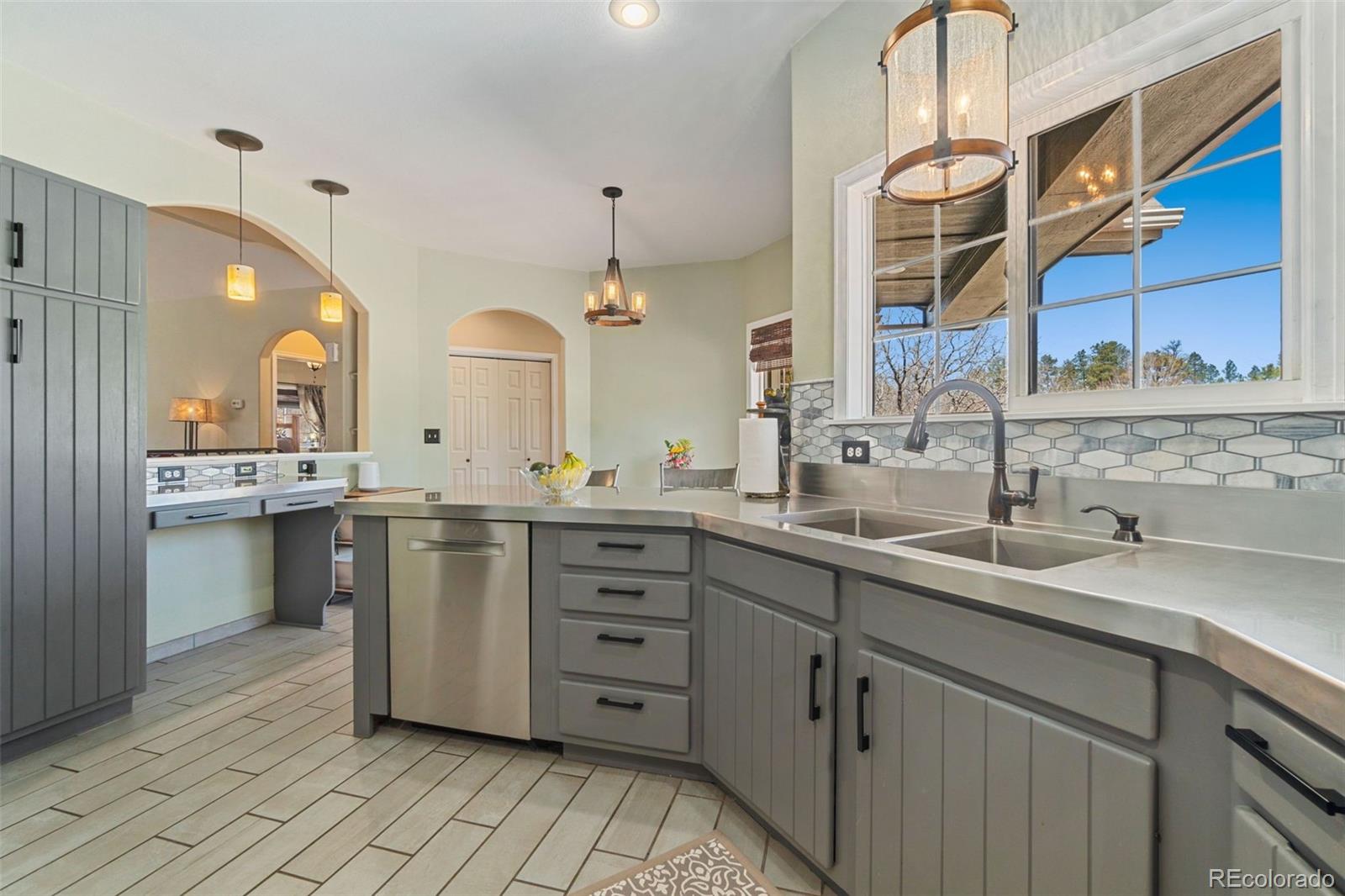 36740 View Ridge Drive Elizabeth, CO 80107 - Photo 8 of 35 Gallery Image 8