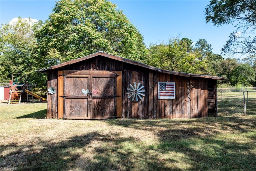 230 Lakeview Church Road Linwood, NC 27299 - Photo 14 of 28 Gallery Image 14