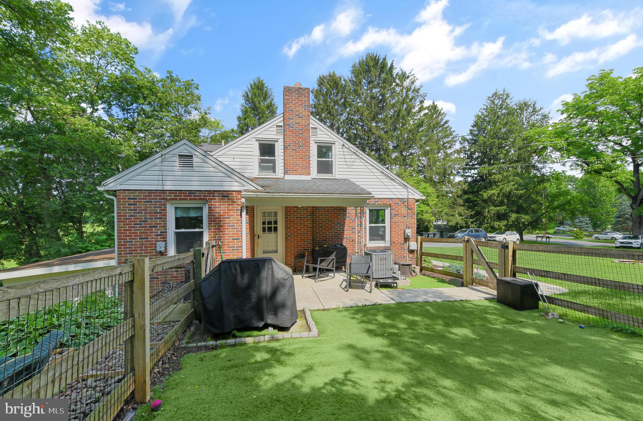 3226 State Hill Road Reading, PA 19608 - Photo 21 of 54 a front view of house with a garden