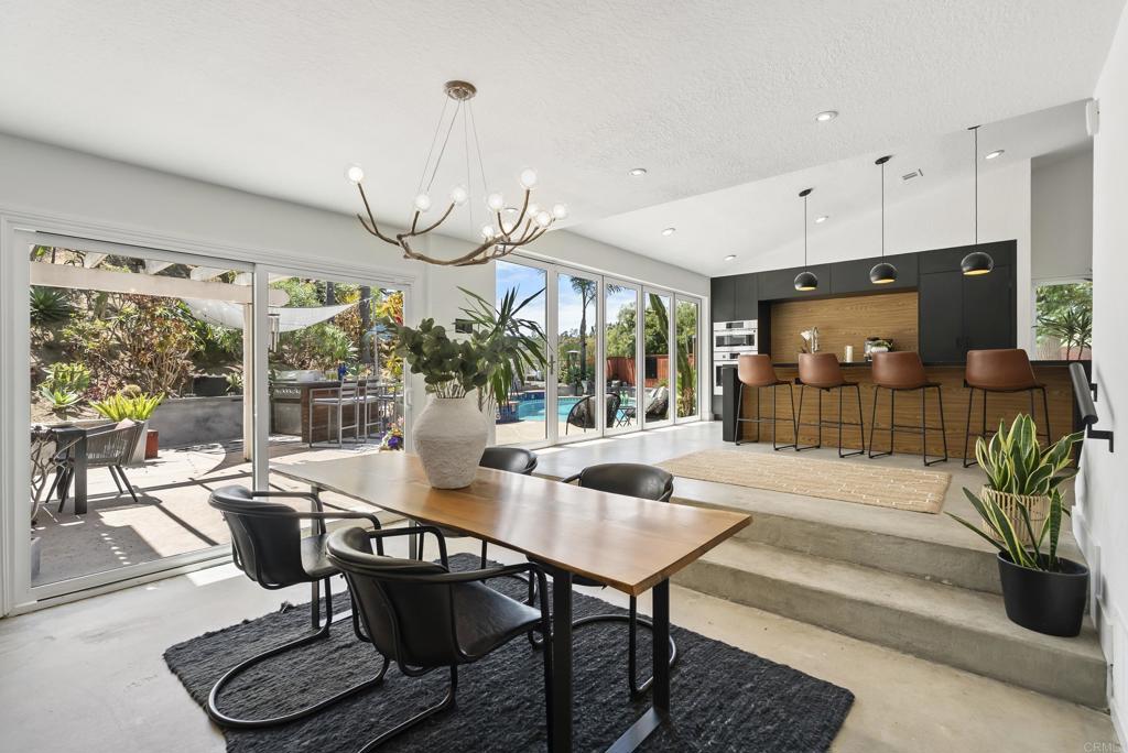 1609 Honeysuckle Court Encinitas, CA 92024 - Photo 18 of 41