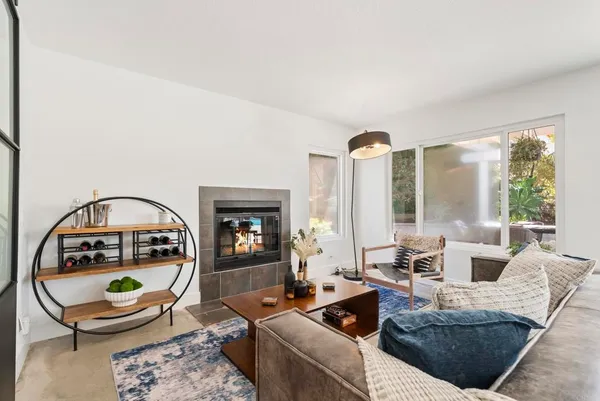 $2,049,000 | 1609 Honeysuckle Court, Encinitas, CA 92024