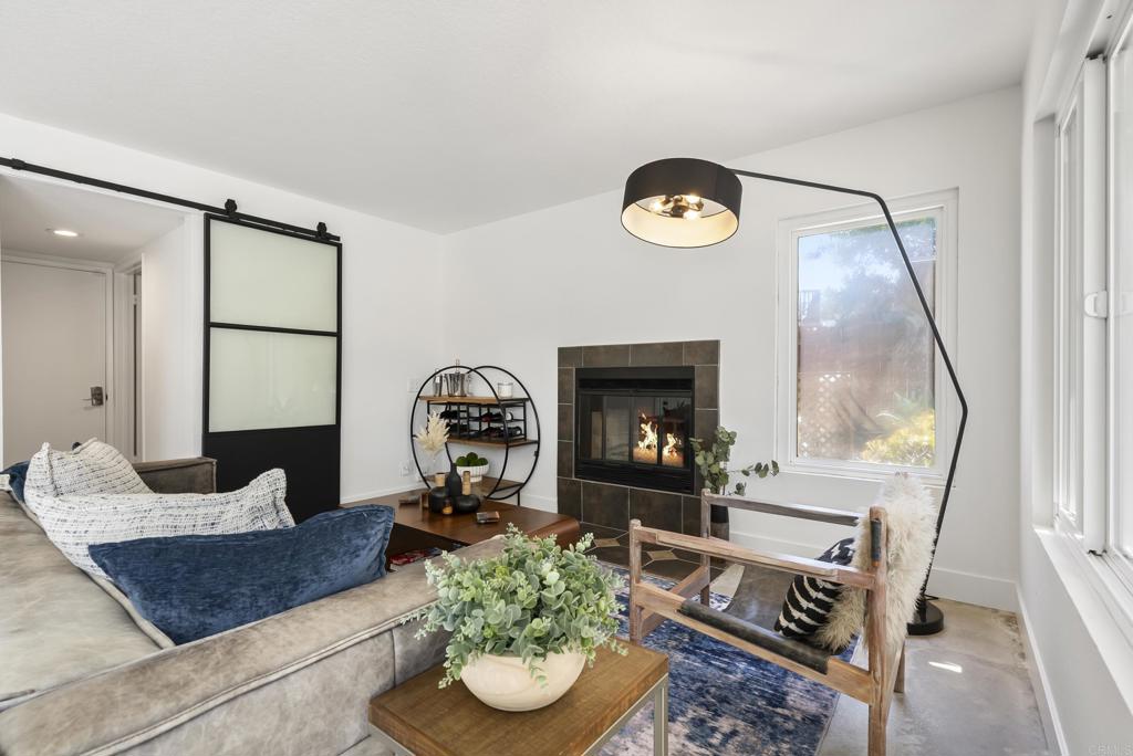 1609 Honeysuckle Court Encinitas, CA 92024 - Photo 21 of 41