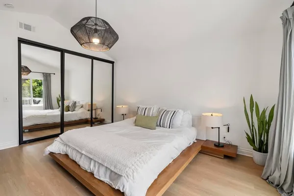 $2,049,000 | 1609 Honeysuckle Court, Encinitas, CA 92024