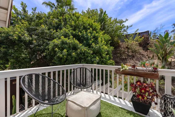 $2,049,000 | 1609 Honeysuckle Court, Encinitas, CA 92024