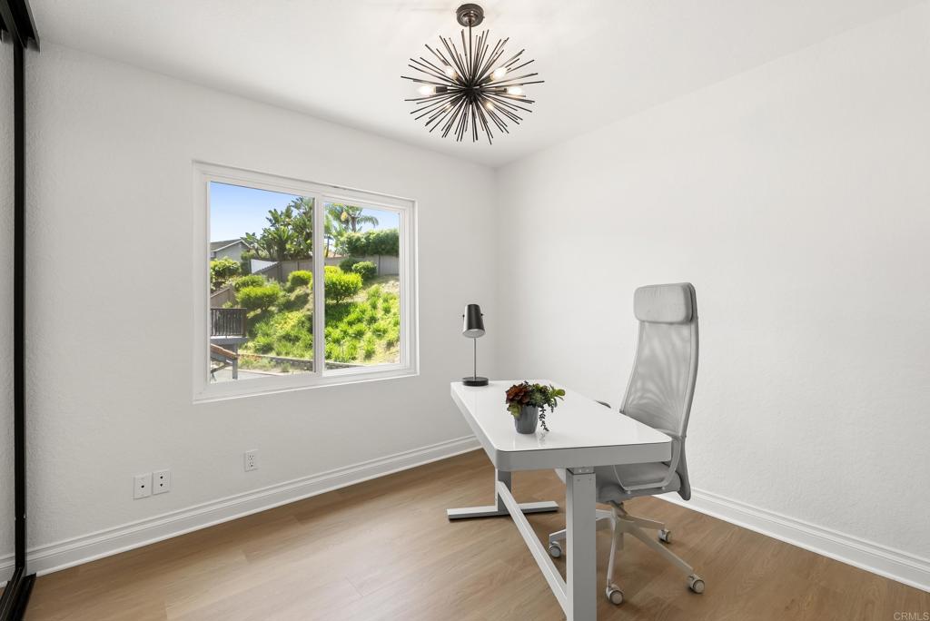 1609 Honeysuckle Court Encinitas, CA 92024 - Photo 28 of 41