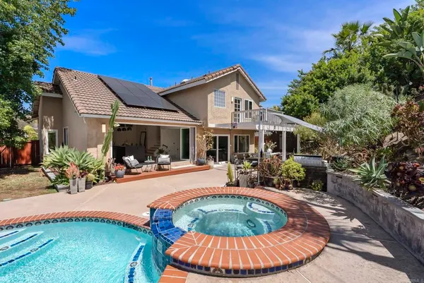 $2,049,000 | 1609 Honeysuckle Court, Encinitas, CA 92024