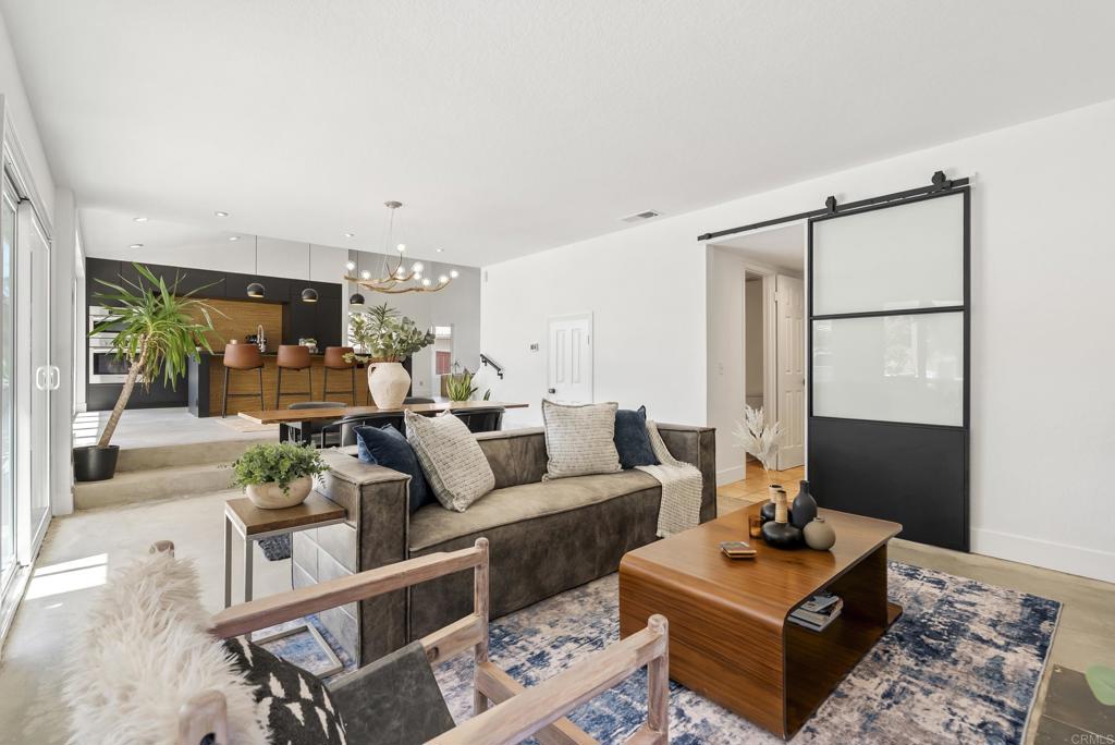 1609 Honeysuckle Court Encinitas, CA 92024 - Photo 6 of 41