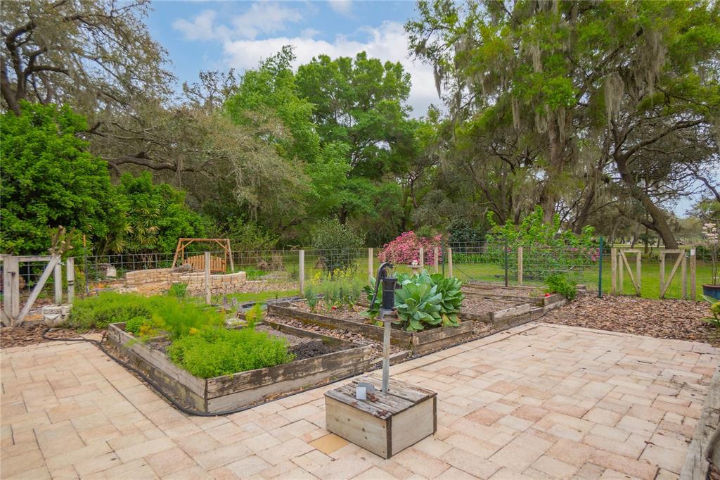 9800 East Regency Row Inverness, FL 34450 - Photo 47 of 66