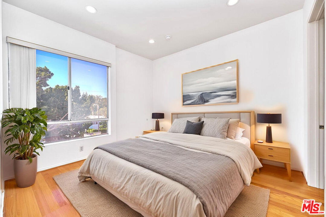 5050 West Maplewood Avenue, Unit 206 Los Angeles, CA 90004 - Photo 29 of 45