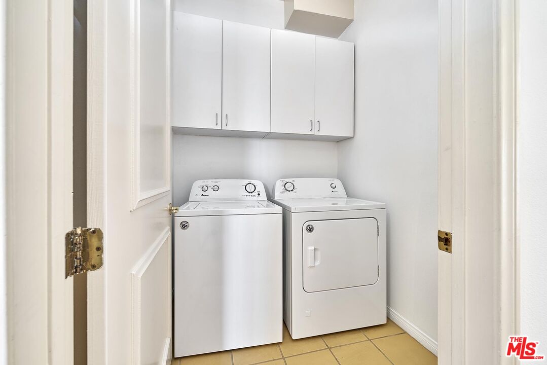 5050 West Maplewood Avenue, Unit 206 Los Angeles, CA 90004 - Photo 36 of 45