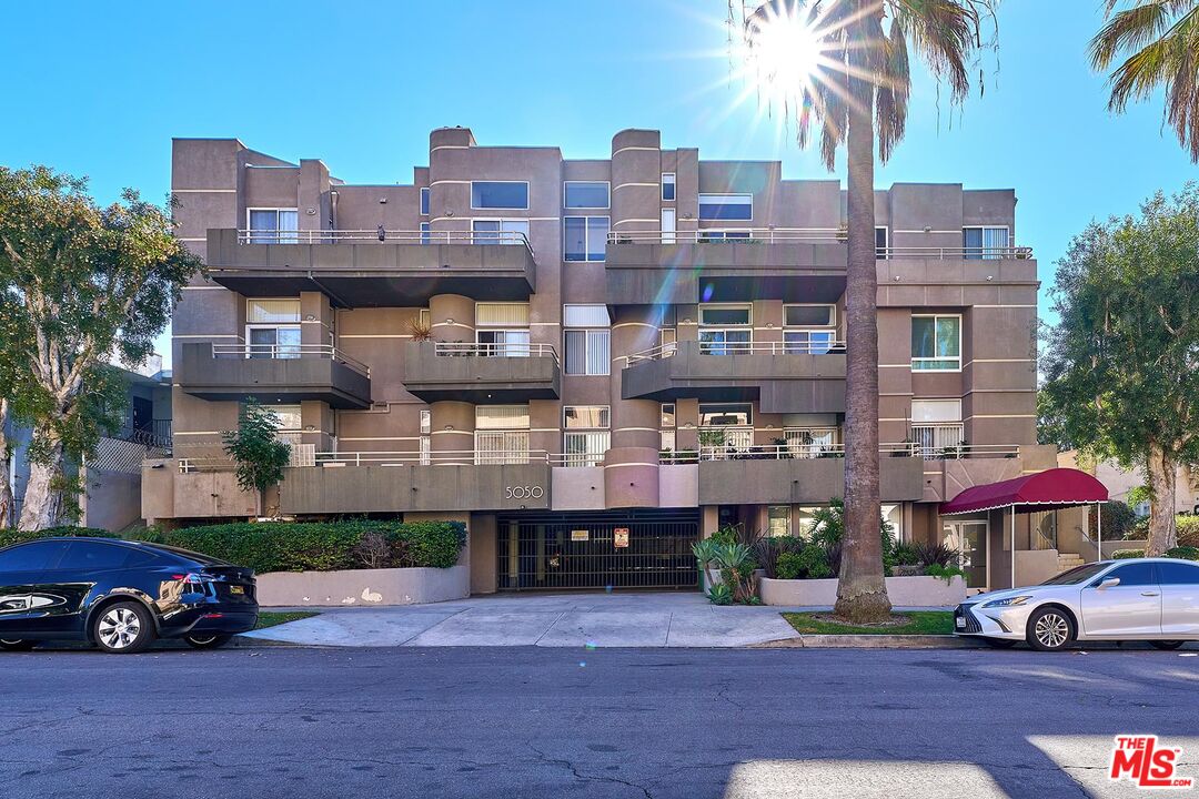 5050 West Maplewood Avenue, Unit 206 Los Angeles, CA 90004 - Photo 44 of 45