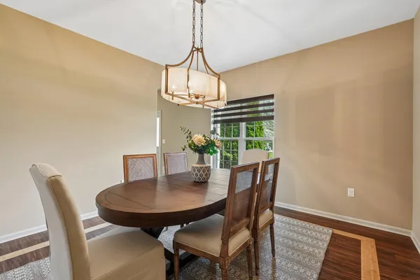$989,900 | N55W20970 Carters Crossing Circle, Menomonee Falls, WI 53051