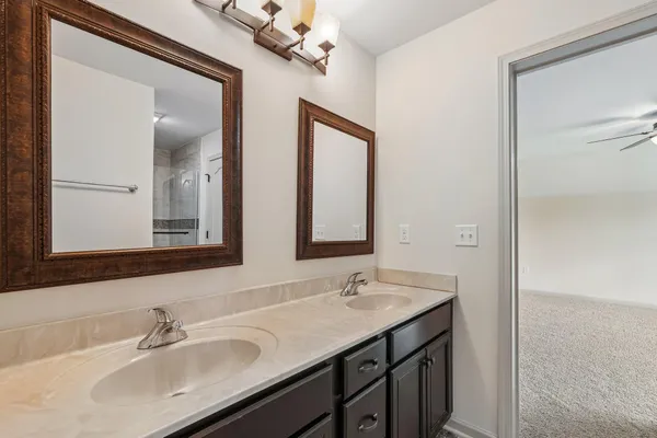 $989,900 | N55W20970 Carters Crossing Circle, Menomonee Falls, WI 53051