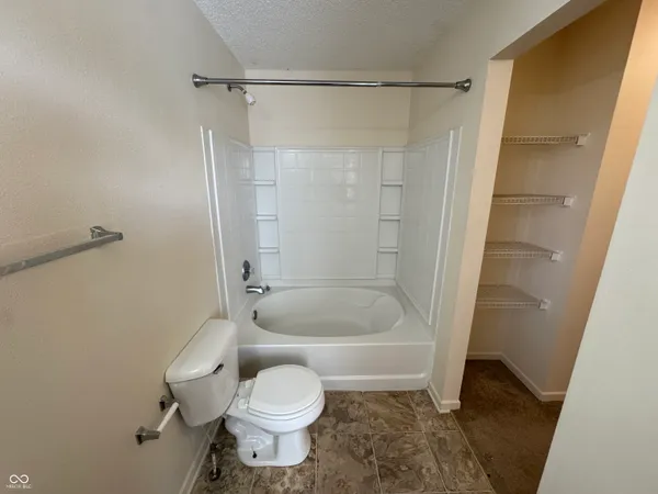 $1,700 | 2274 Bridlewood Drive, Franklin, IN 46131