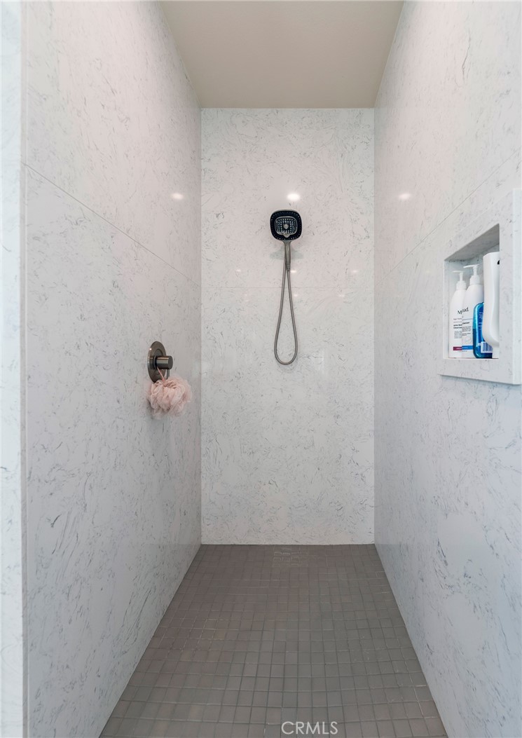 102 Spectacle Irvine, CA 92618 - Photo 25 of 40 a view of a bathroom from a room