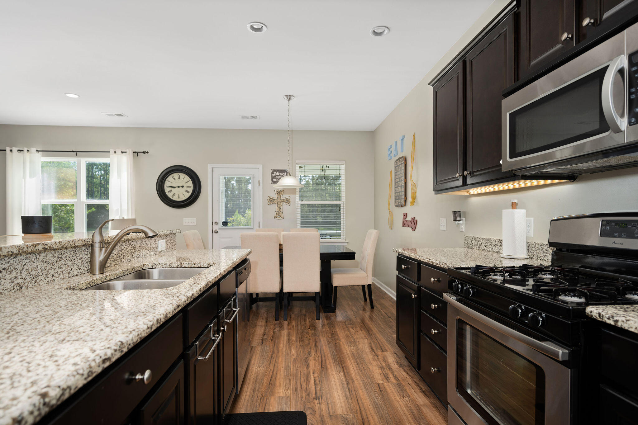 265 Decatur Drive Summerville, SC 29486 - Photo 15 of 58 Kitchen