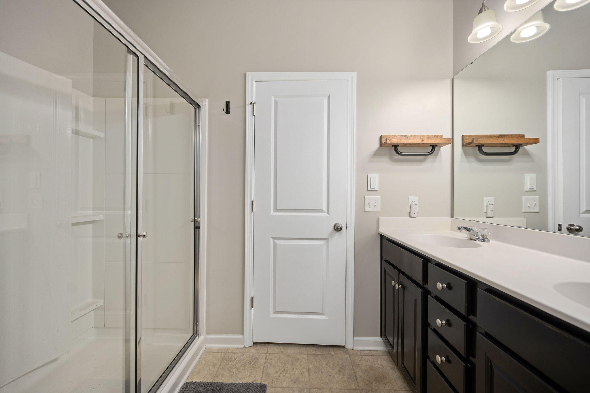 265 Decatur Drive Summerville, SC 29486 - Photo 23 of 58 Owner's Ensuite