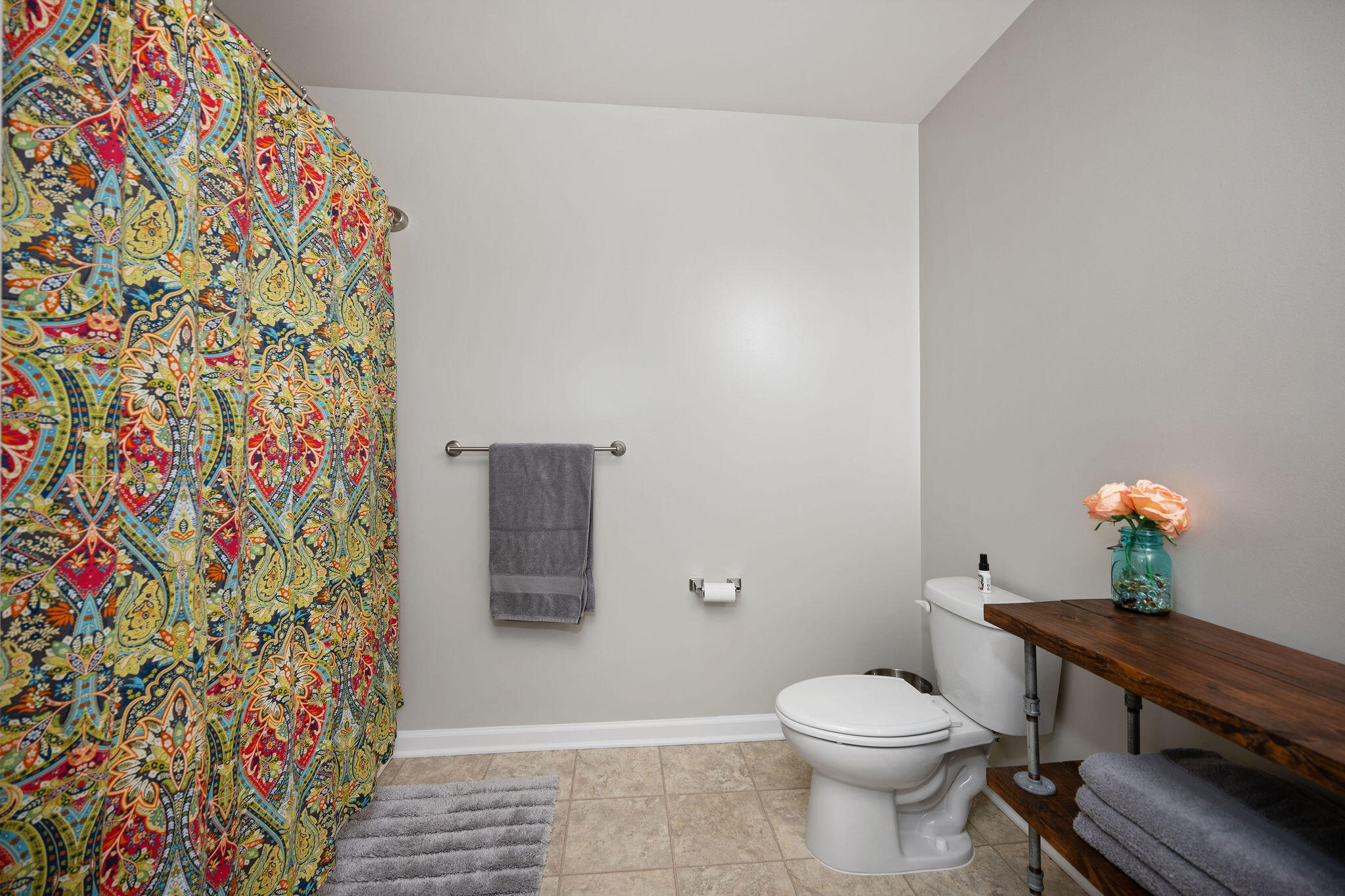 265 Decatur Drive Summerville, SC 29486 - Photo 30 of 58 Guest Bath