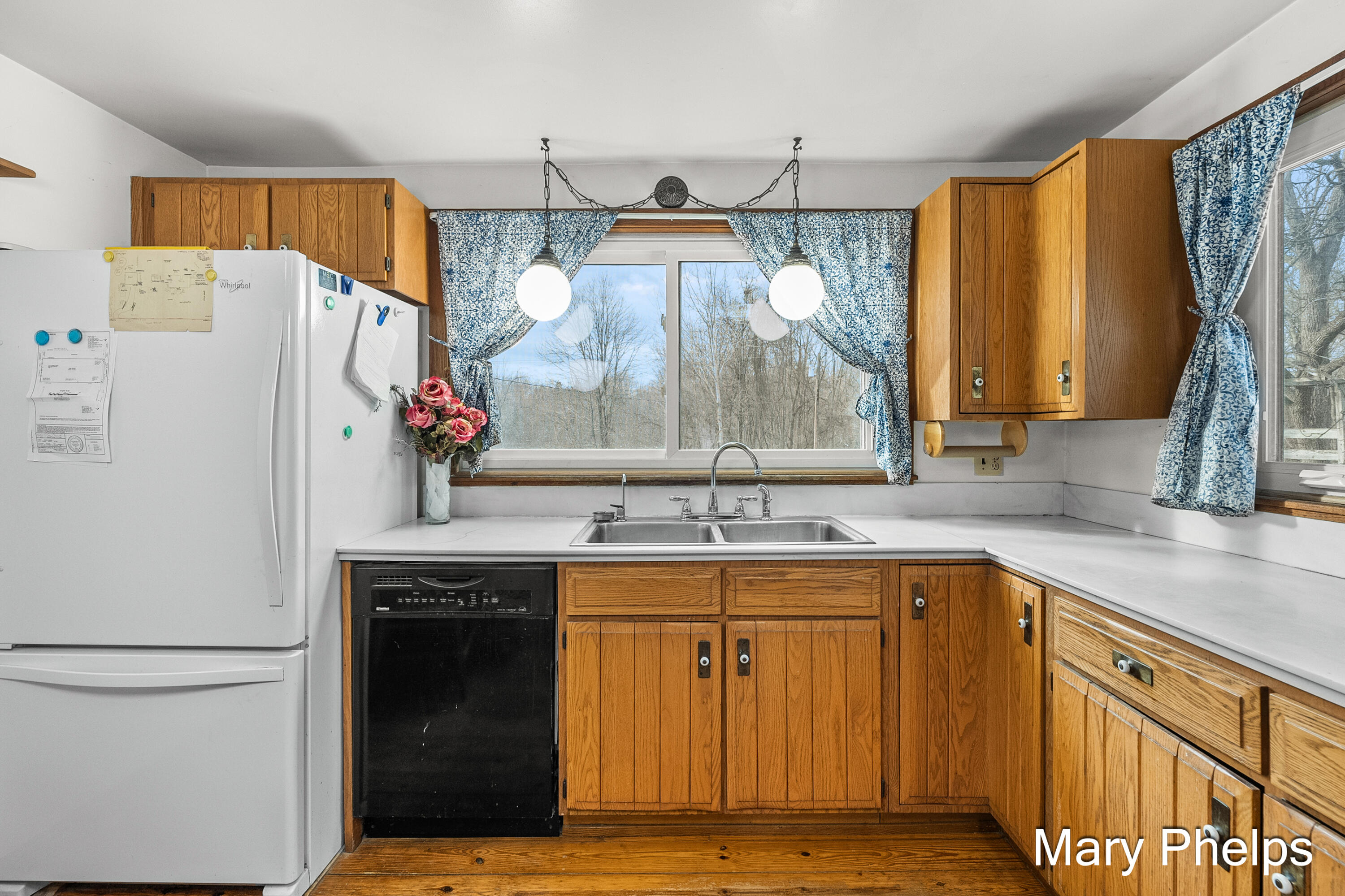 238 41st Street Allegan, MI 49010 - Photo 9 of 51 Kitchen