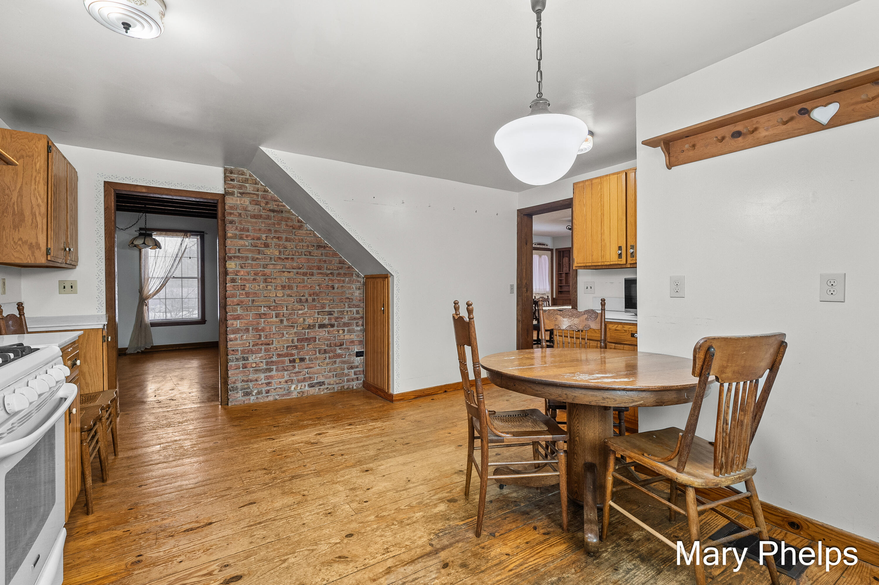 238 41st Street Allegan, MI 49010 - Photo 10 of 51 Kitchen eating area