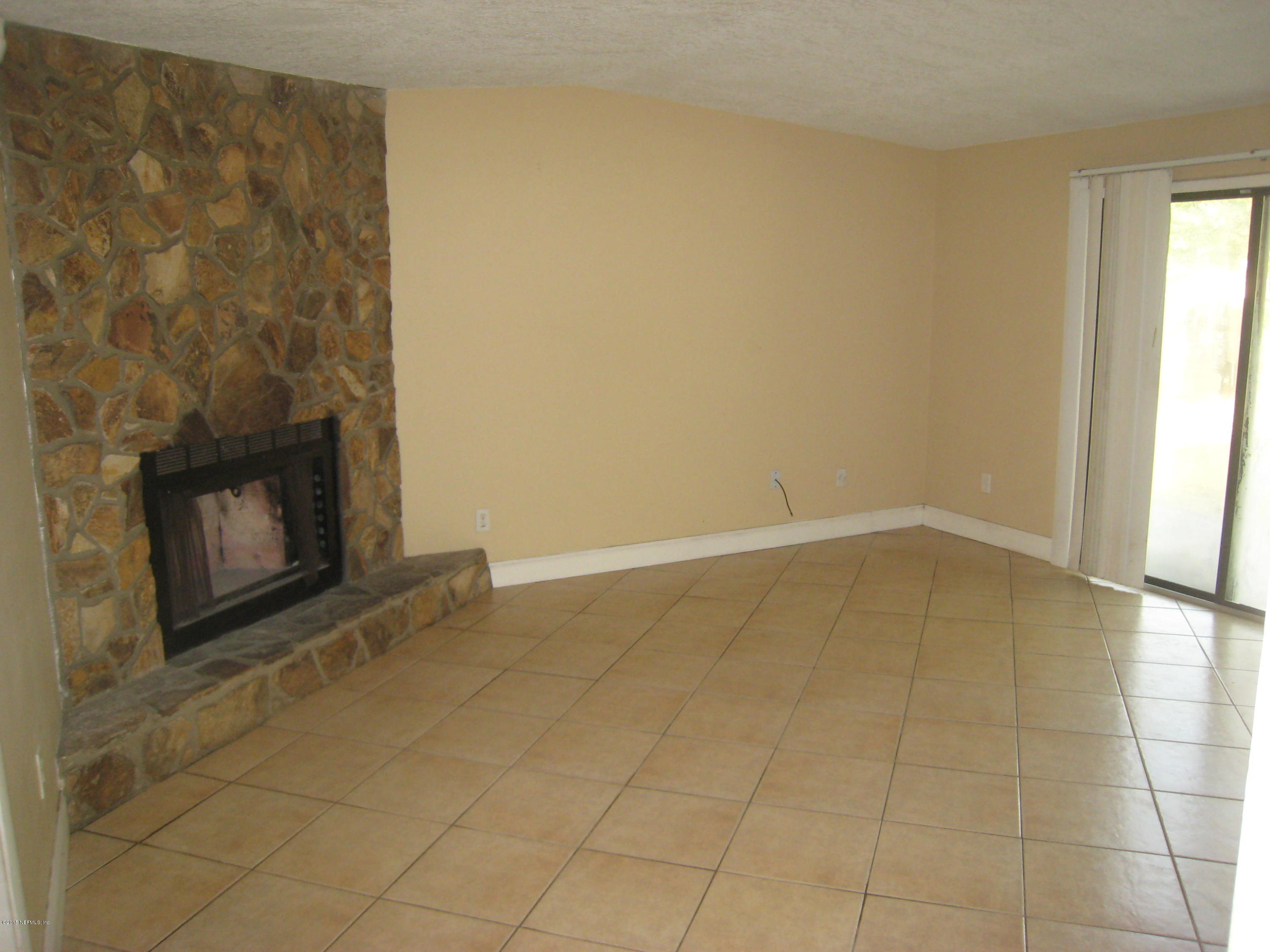 7539 Pheasant Path Drive Jacksonville, FL 32244 - Photo 3 of 19 living area