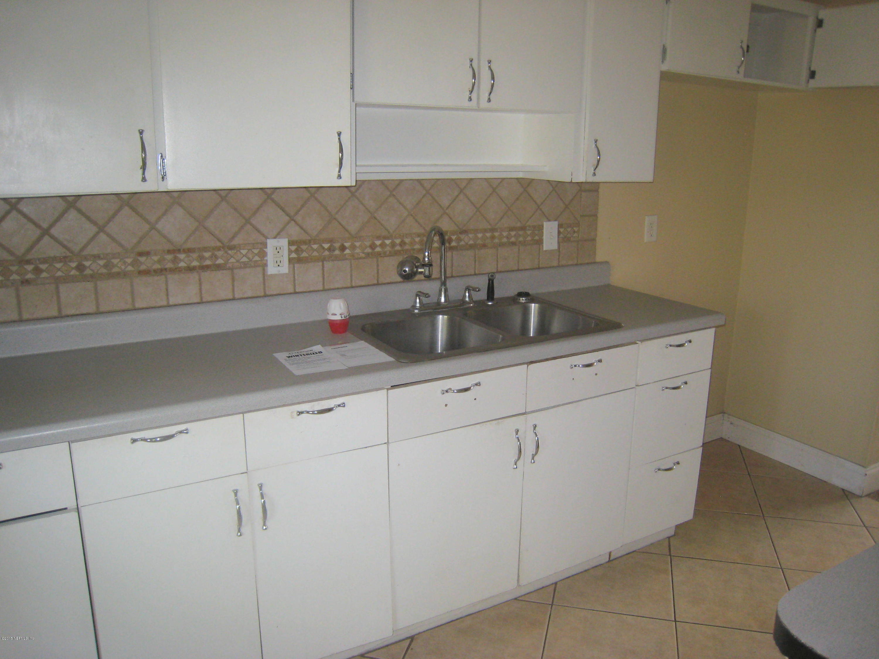 7539 Pheasant Path Drive Jacksonville, FL 32244 - Photo 6 of 19 Kitchen