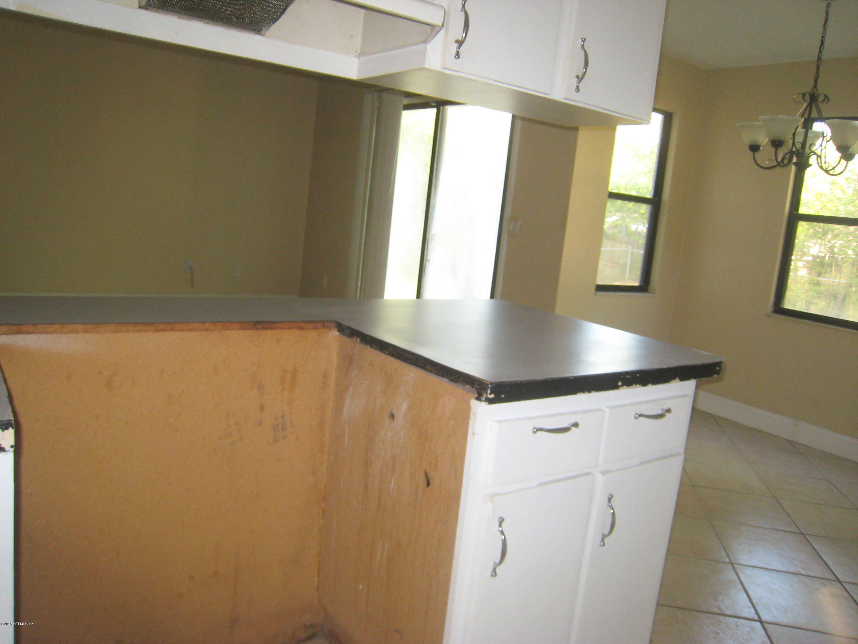 7539 Pheasant Path Drive Jacksonville, FL 32244 - Photo 7 of 19 Kitchen