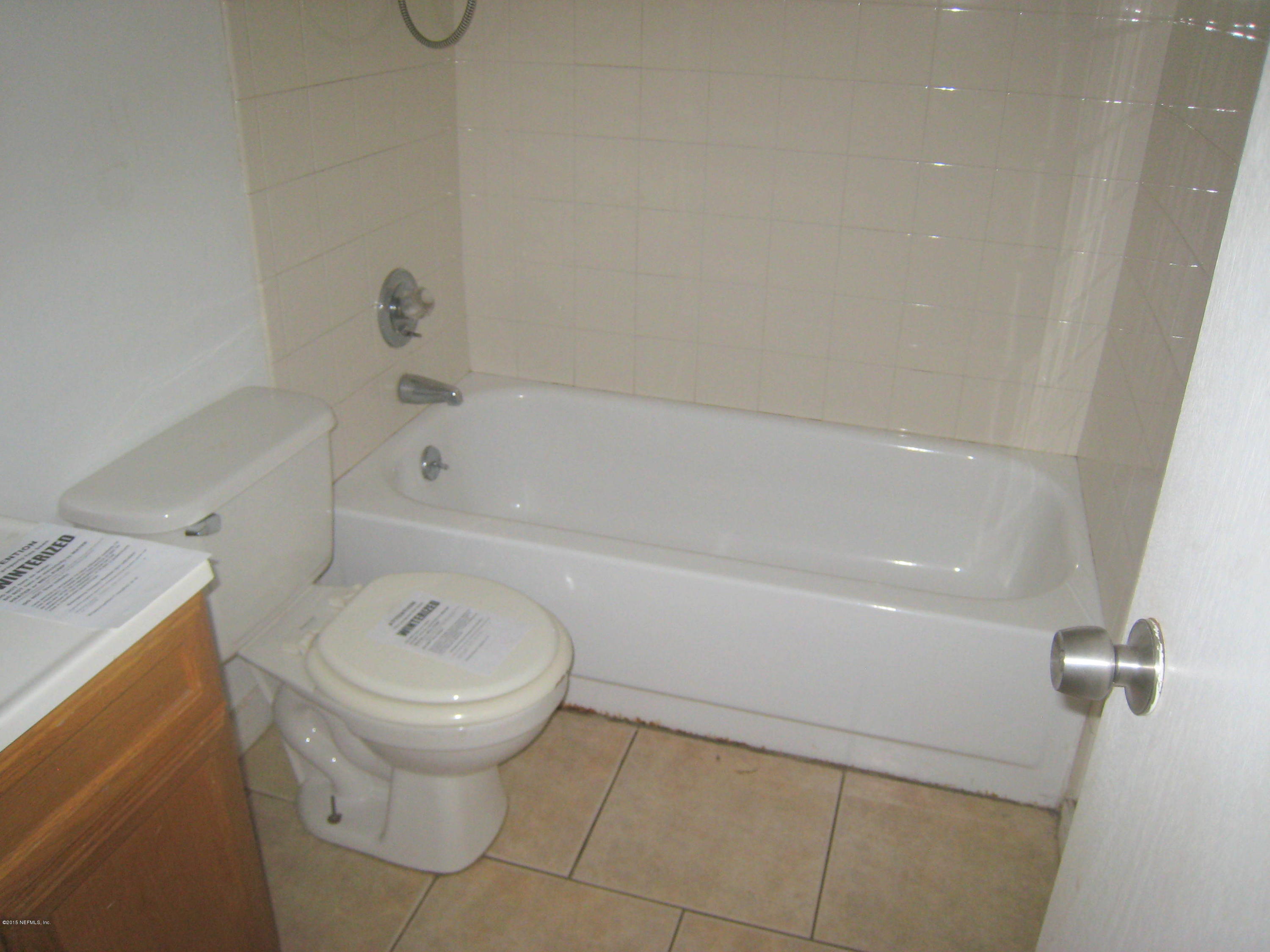 7539 Pheasant Path Drive Jacksonville, FL 32244 - Photo 8 of 19 hall bathroom