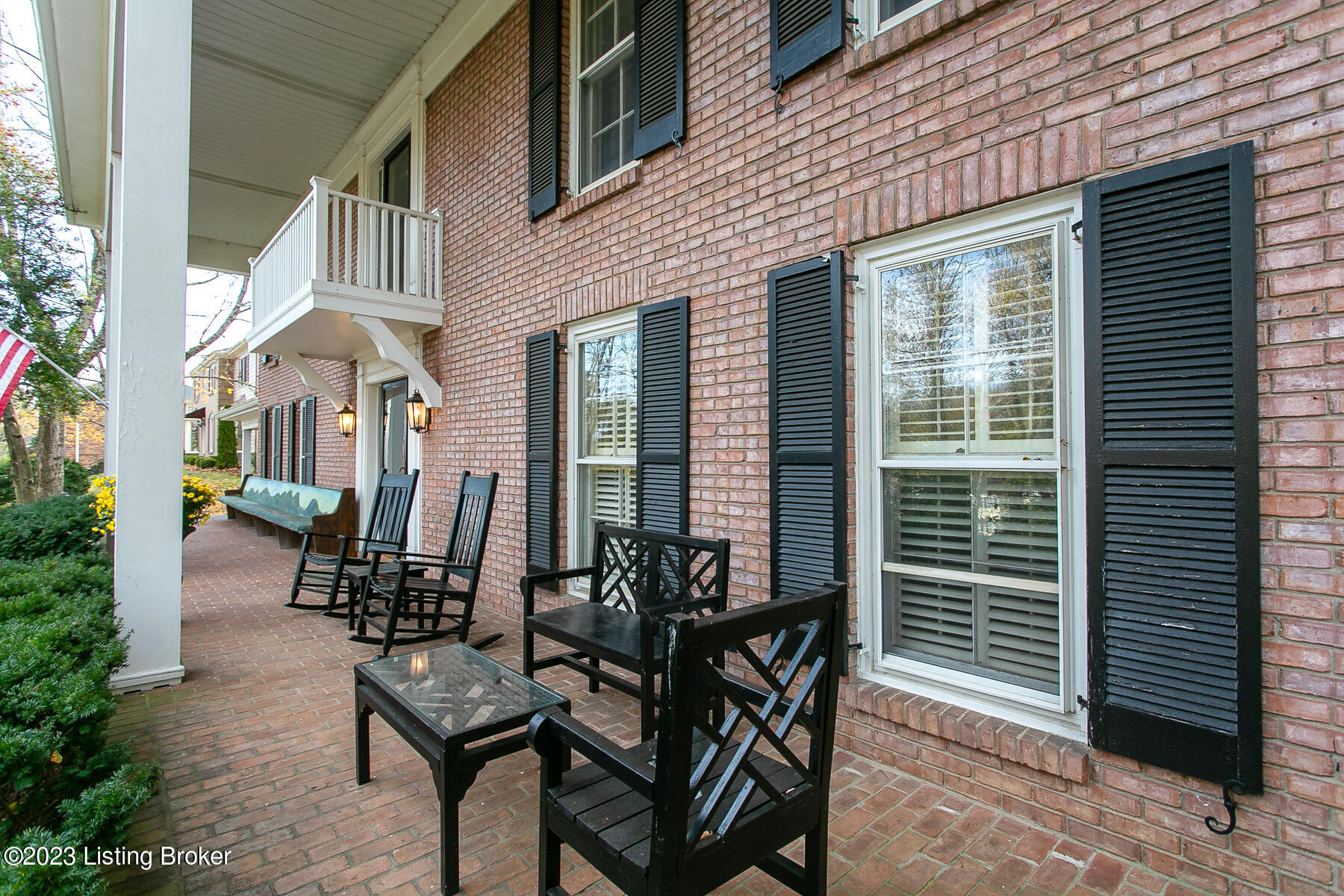 1906 Round Ridge Road Louisville, KY 40207 - Photo 9 of 71 1906 Round Ridge Rd-9