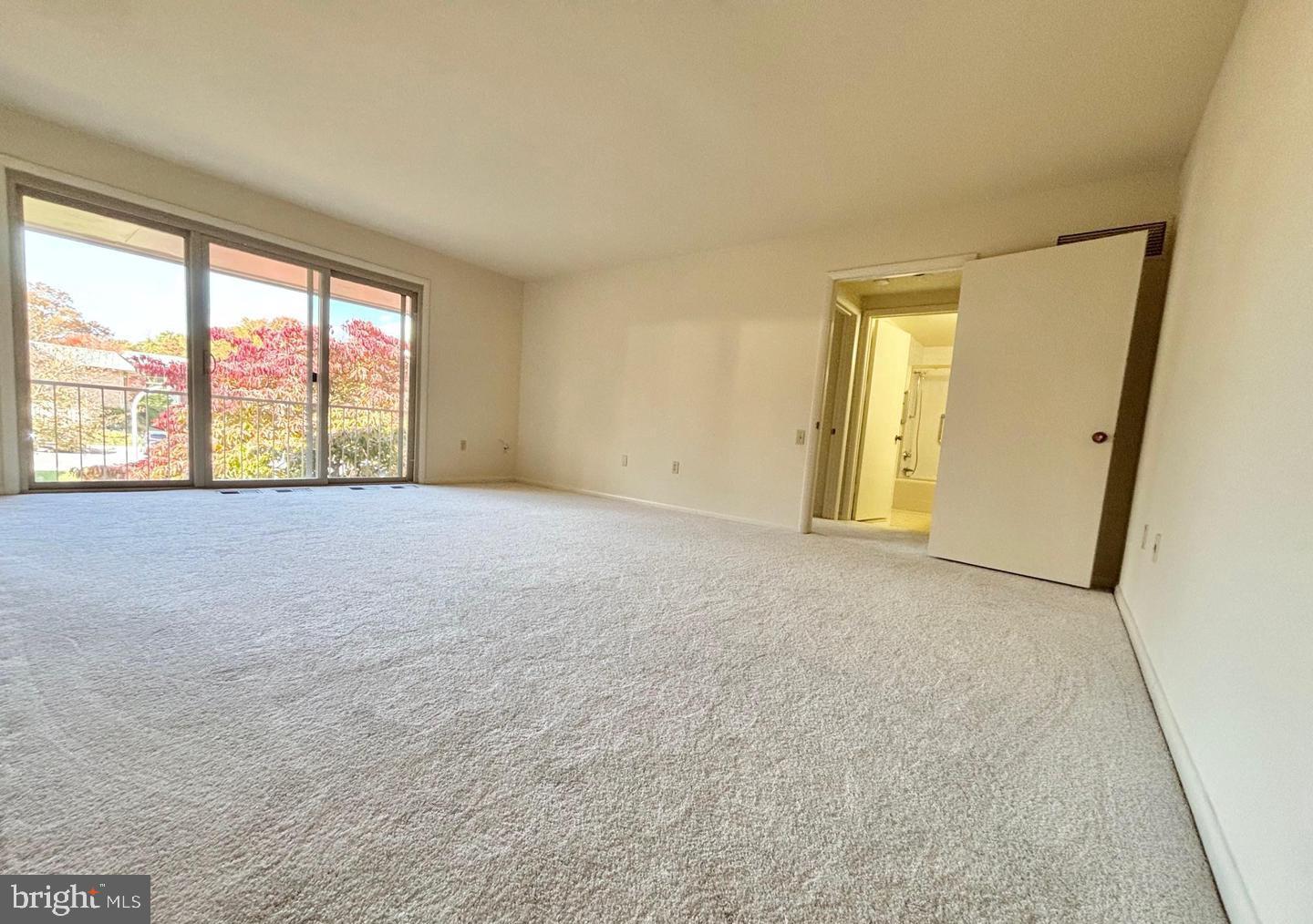 3352 Chiswick Court, Unit 573E Silver Spring, MD 20906 - Photo 5 of 6