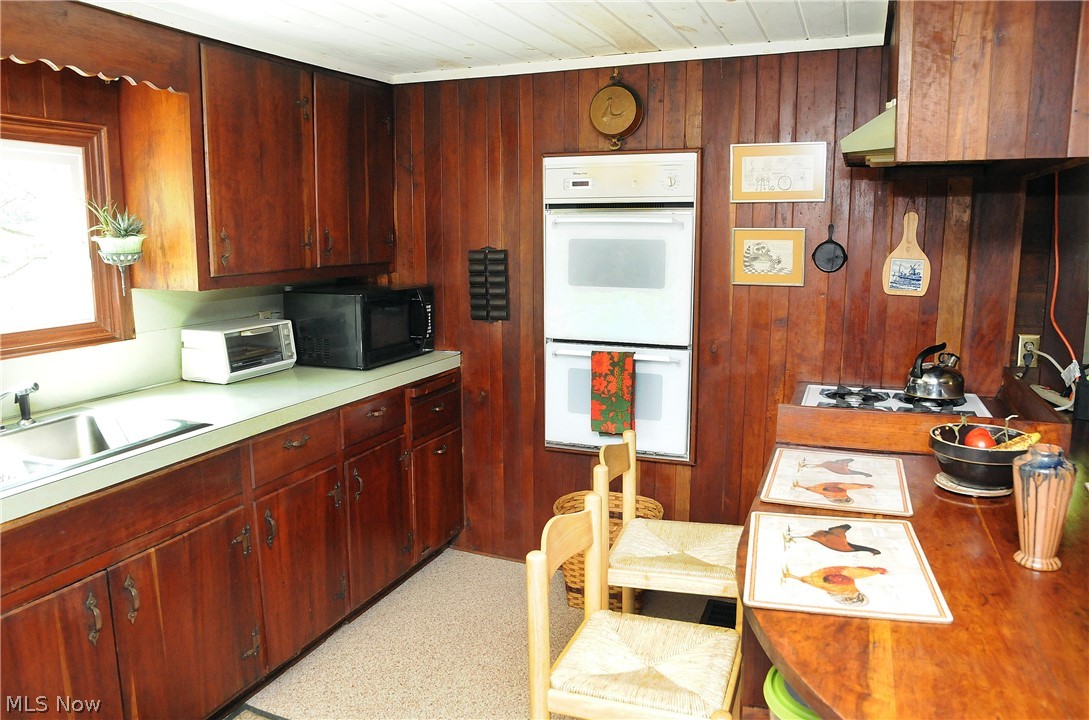 7329 Sarchets Run Road Cambridge, OH 43725 - Photo 3 of 34 Gallery Image 3