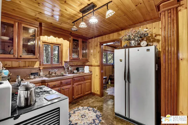 $449,000 | 54865 Strong Drive, Idyllwild, CA 92549