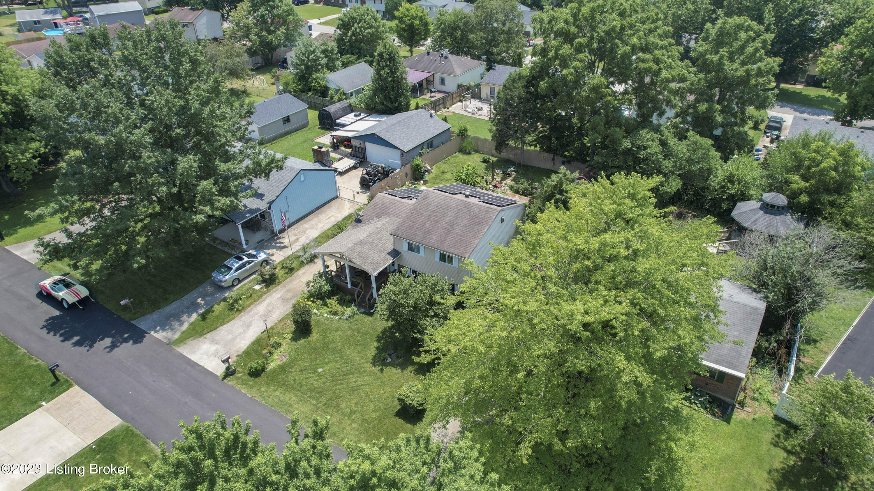 5004 Woodsend Road Louisville, KY 40229 - Photo 41 of 43 5004 Woodsend Rd-141