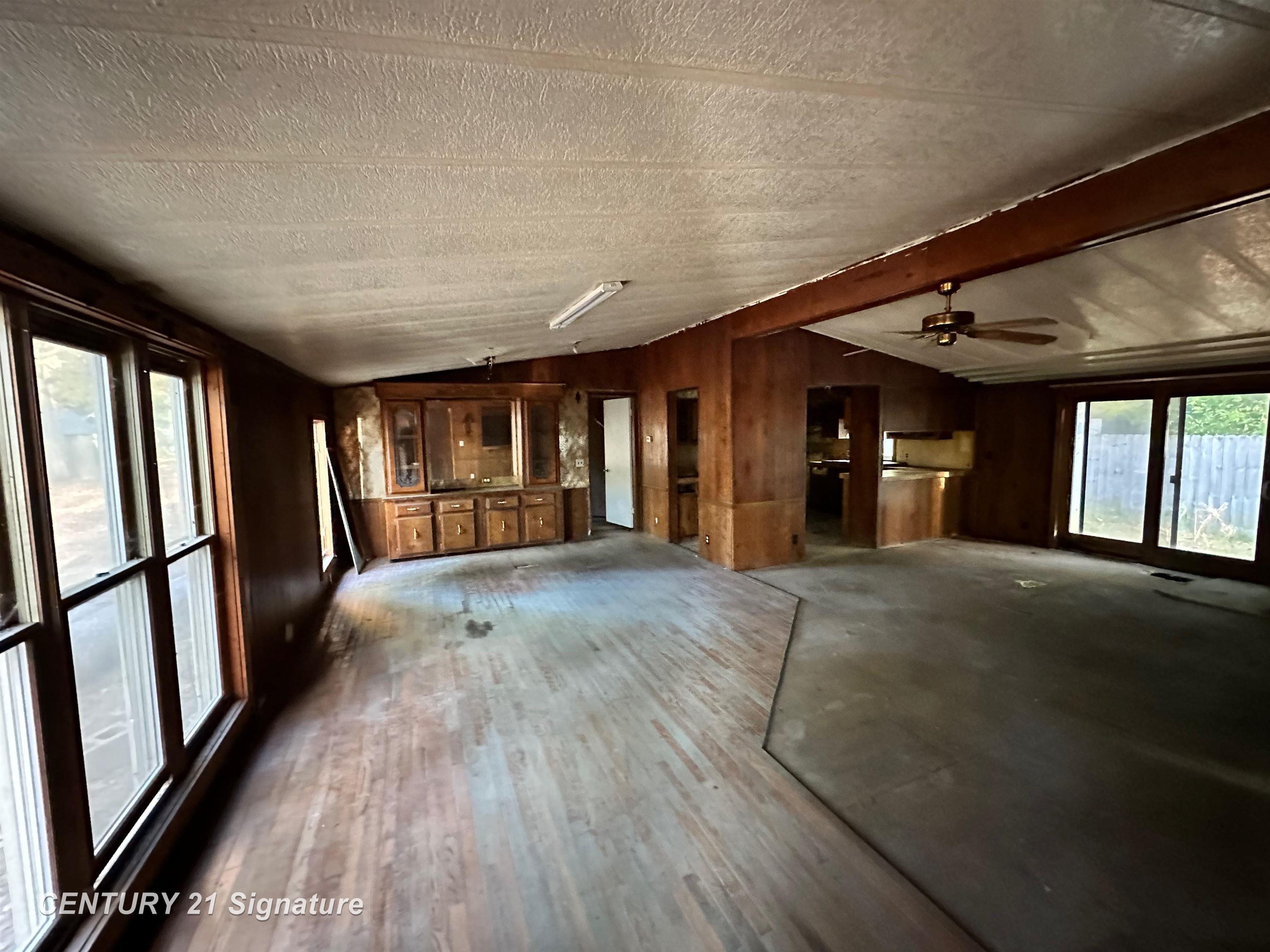 1665 Hay Road Beaverton, MI 48612 - Photo 2 of 18