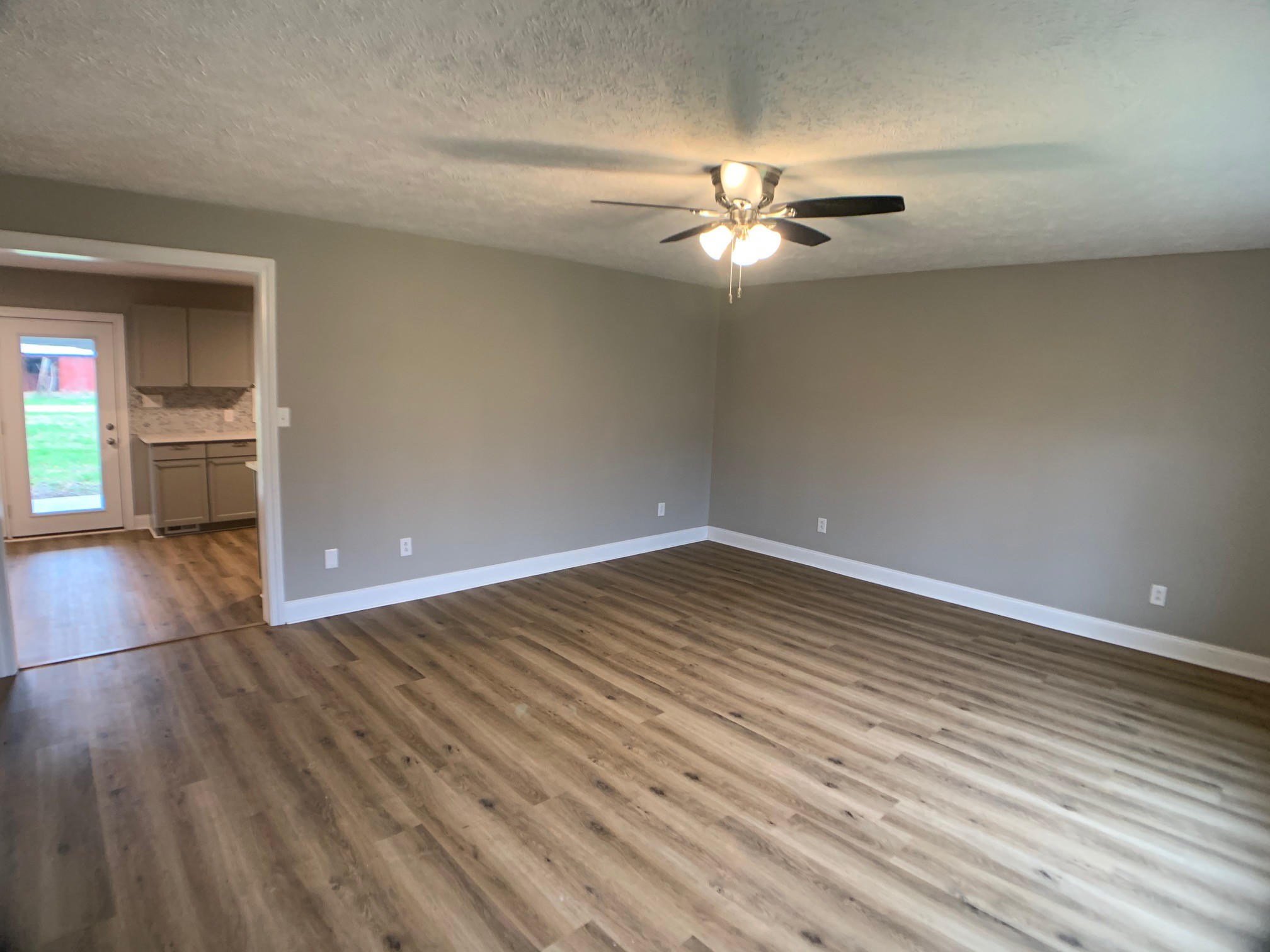 4639 Wayside Road Christiana, TN 37037 - Photo 9 of 23 Gallery Image 9