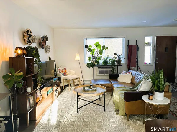 $2,150 | 18 Harry Brook Village, Unit 18, New Milford, CT 06776