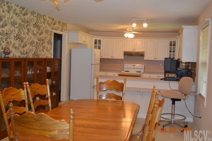 802 7th Avenue Southwest Conover, NC 28613 - Photo 2 of 25 Gallery Image 2