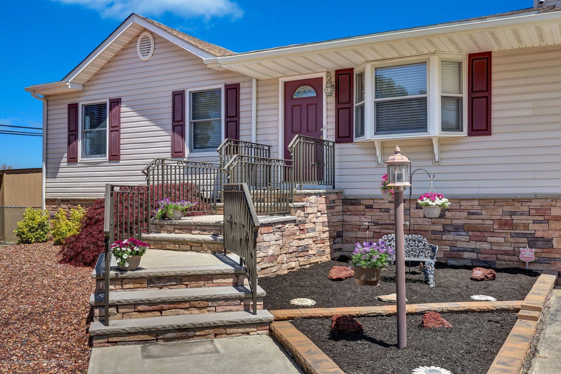 118 Mermaid Road Toms River, NJ 08753 - Photo 1 of 50 10