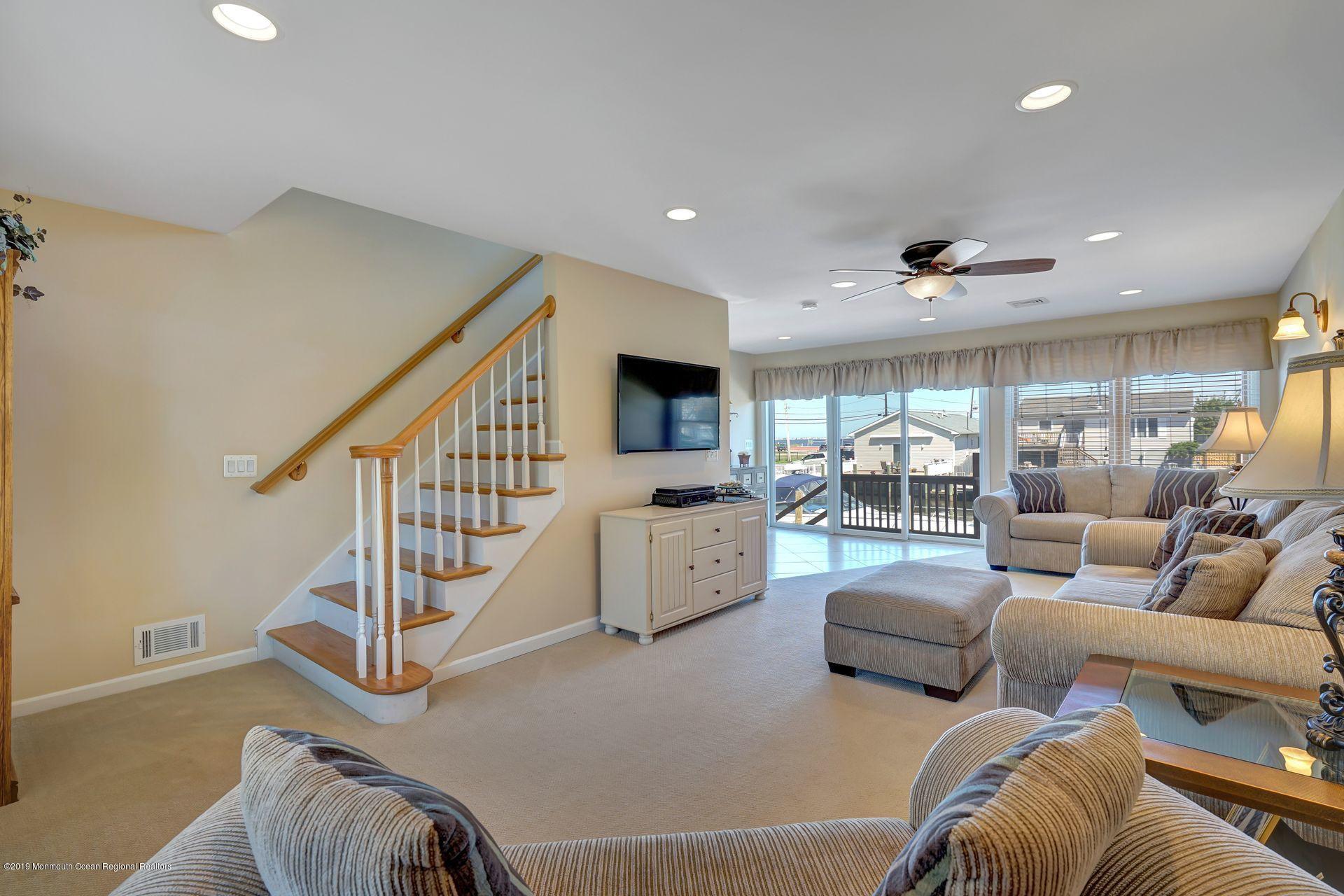 118 Mermaid Road Toms River, NJ 08753 - Photo 26 of 50 33