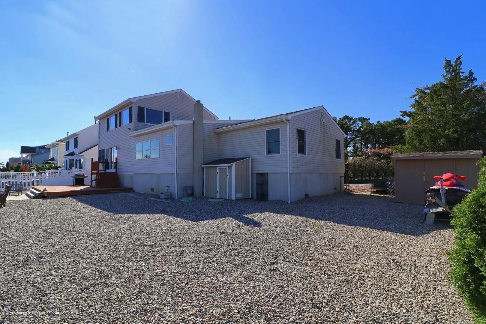 118 Mermaid Road Toms River, NJ 08753 - Photo 6 of 50 BackofMermaid