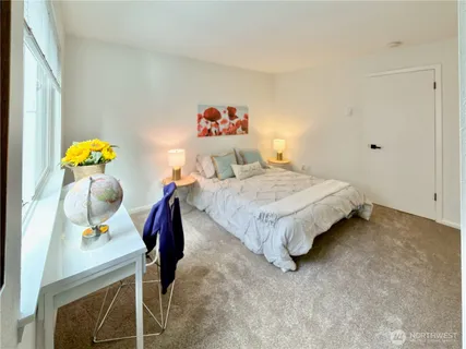 $249,000 | 5834 Northeast 75th Street, Unit B202, Seattle, WA 98115