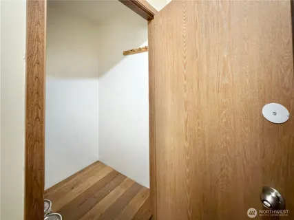 $249,000 | 5834 Northeast 75th Street, Unit B202, Seattle, WA 98115
