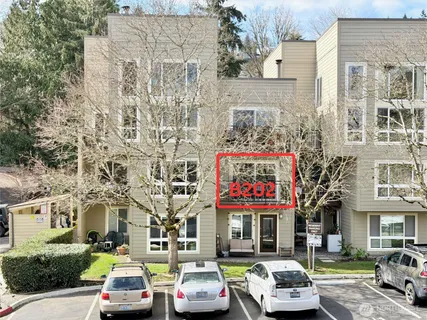 $249,000 | 5834 Northeast 75th Street, Unit B202, Seattle, WA 98115