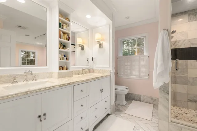 $1,395,000 | 29 Stop River Road, Norfolk, MA 02056