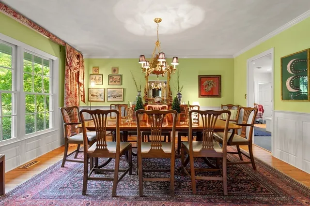 $1,395,000 | 29 Stop River Road, Norfolk, MA 02056