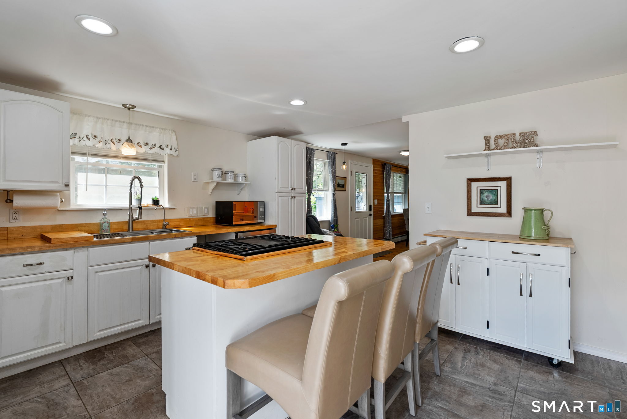 24 Pond Road New Hartford, CT 06057 - Photo 14 of 36 Gallery Image 14